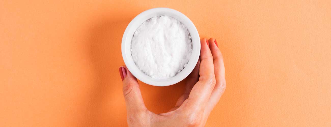 Baking soda bed bug treatment